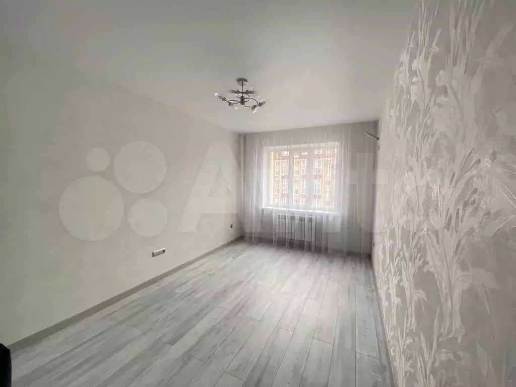 2-к. квартира, 60 м, 15/25 эт. - Фото 1