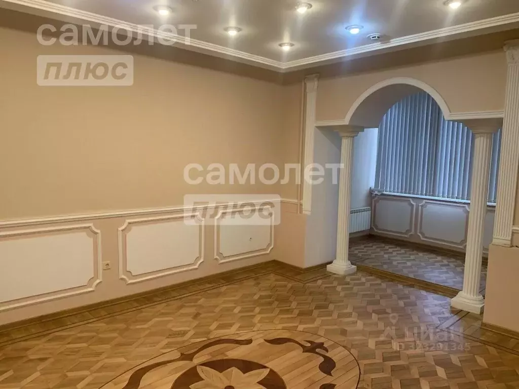 Офис в Тюменская область, Тюмень ул. Орджоникидзе, 11 (104 м) - Фото 1