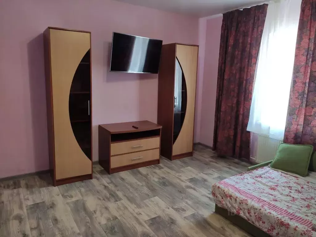 Дом в Крым, Евпатория ул. Горького, 25Б (50 м) - Фото 1