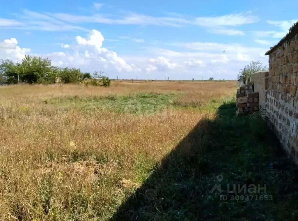 Участок в Крым, Сакский район, с. Ромашкино ул. Интернациональная ... - Фото 0