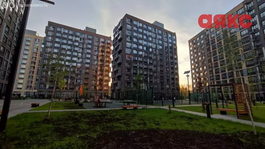 2-комнатная квартира: посёлок Красный Бор, Мирная улица, 11 (57.4 м) - Фото 1