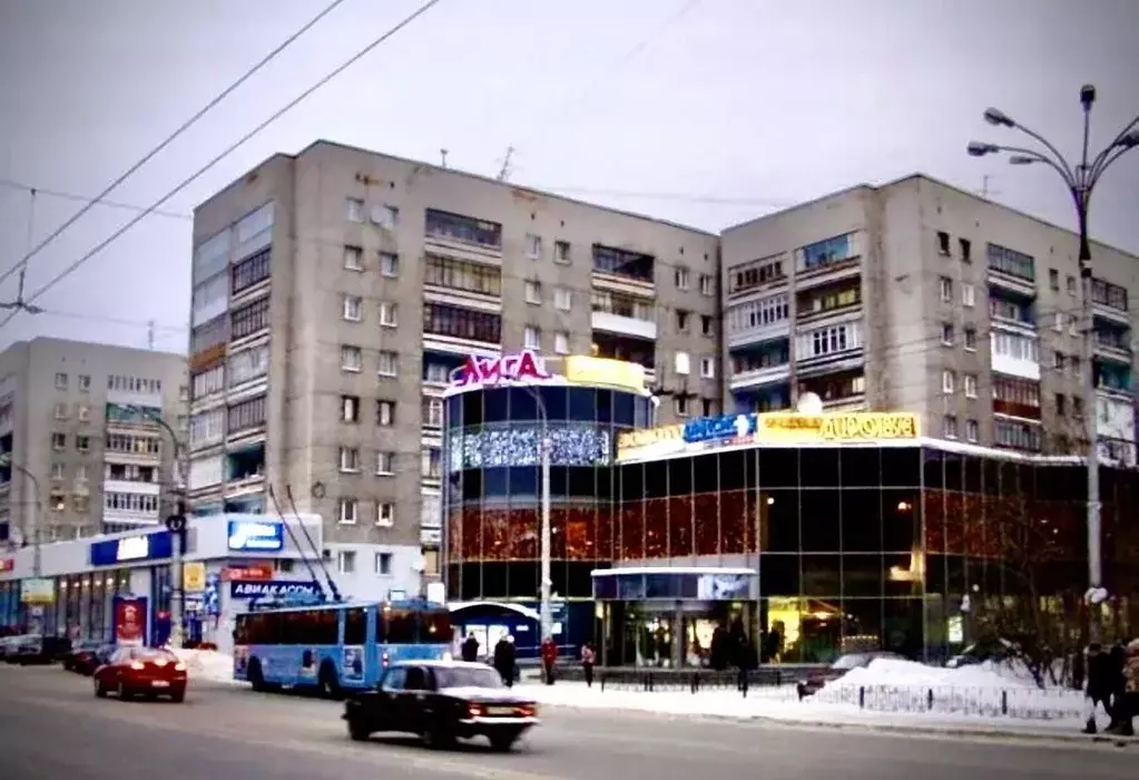 3-к кв. Мурманская область, Мурманск просп. Ленина, 19 (56.0 м) - Фото 1
