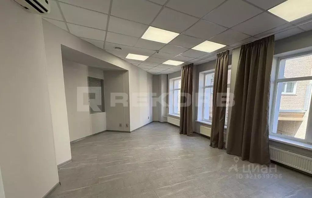 Офис в Санкт-Петербург Воронежская ул., 5к3 (691 м) - Фото 0