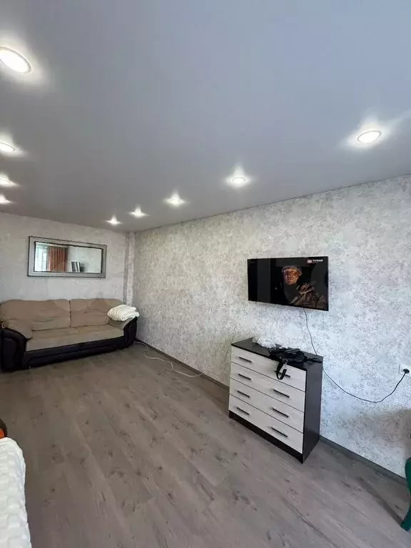 1-к. квартира, 35 м, 8/9 эт. - Фото 0