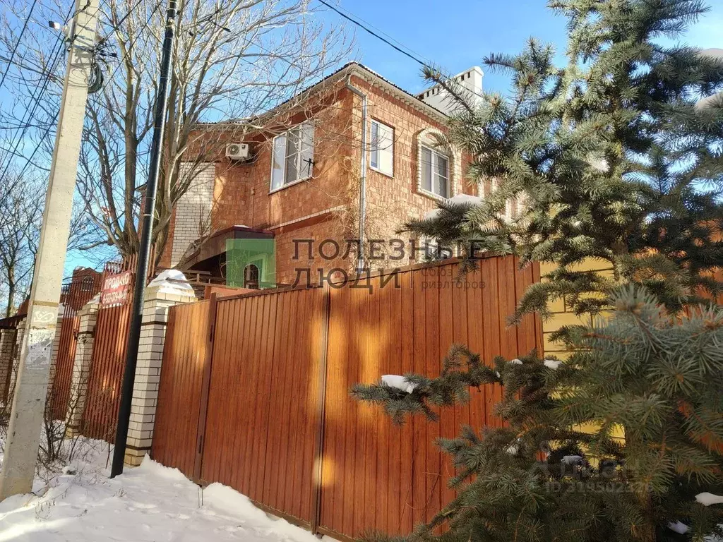 Дом в Астраханская область, Астрахань Васильковая ул. (408 м) - Фото 1