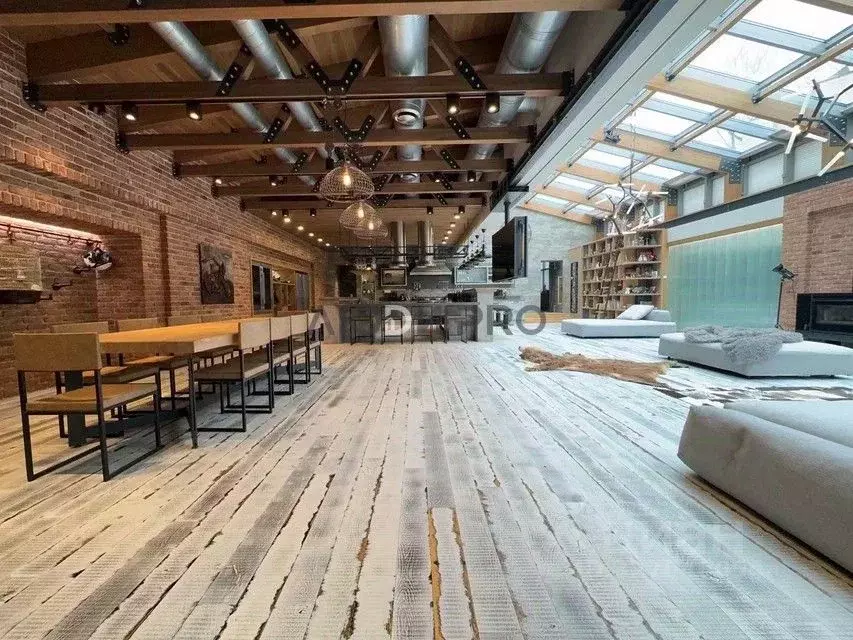 5-к кв. Саратовская область, Саратов Первомайская ул., 33/35 (453.6 м) - Фото 2