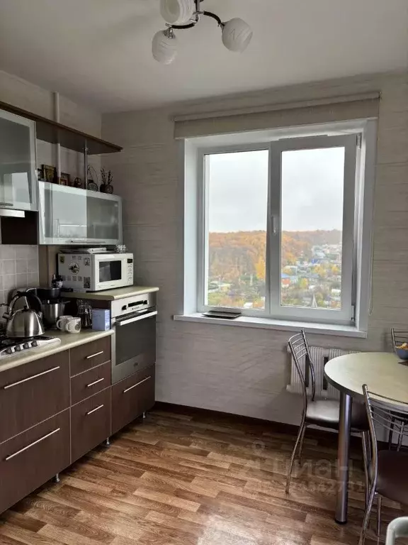 2-к кв. Чувашия, Чебоксары Пролетарская ул., 27 (52.0 м) - Фото 2