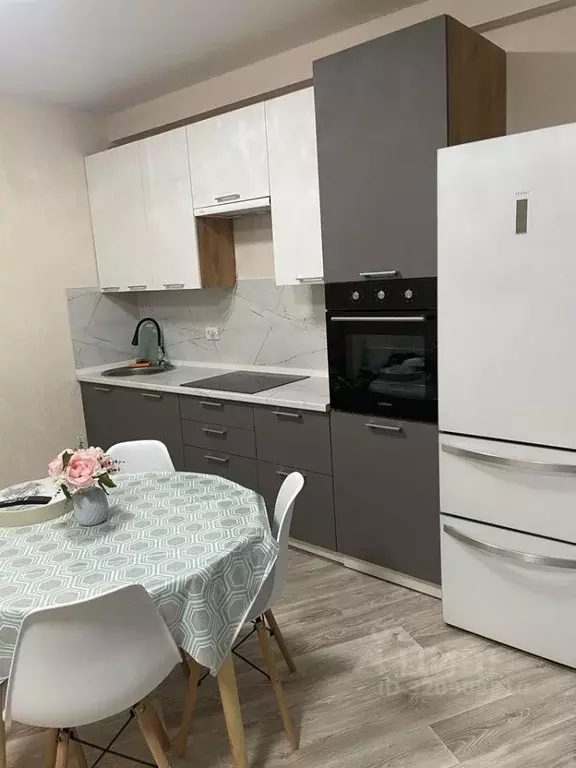 2-к кв. Татарстан, Набережные Челны ул. Академика Королева, 20Г (41.0 ... - Фото 1