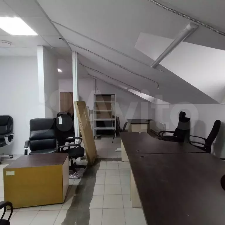 Офис с парковкой у центрального рынка, 45 м - Фото 0