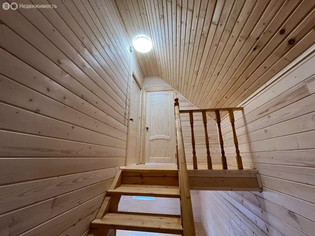 Дом в Морозовское городское поселение, КП Золотая Бухта, Кленовая ... - Фото 1