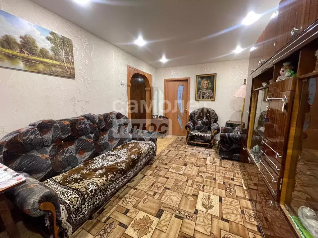 2-к кв. Пензенская область, Кузнецк ул. Молодой Гвардии, 125 (45.6 м) - Фото 1