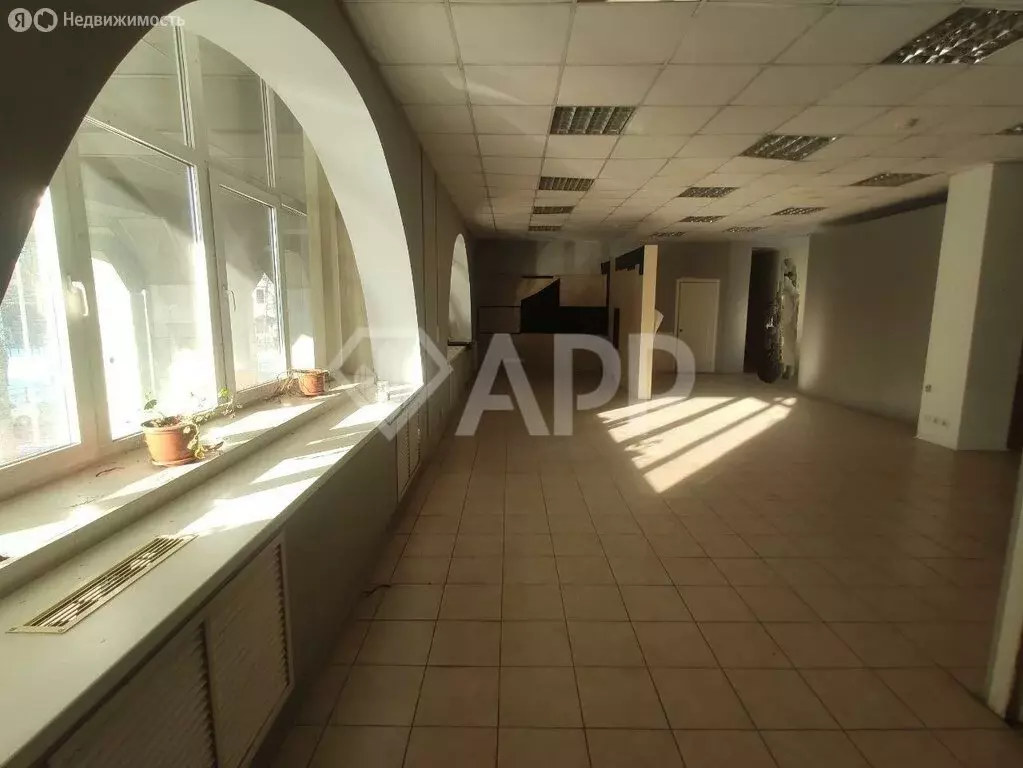 Помещение свободного назначения (300 м) - Фото 1