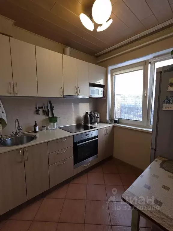 4-к кв. Мурманская область, Мурманск ул. Аскольдовцев, 25 (61.0 м) - Фото 0