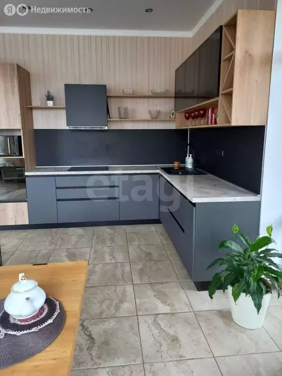 Дом в село Лапыгино, улица Малиновка (145 м) - Фото 1