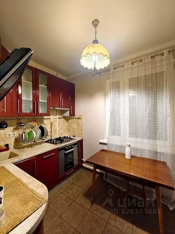 2-к кв. Москва ул. Красного Маяка, 8К2 (48.0 м) - Фото 0