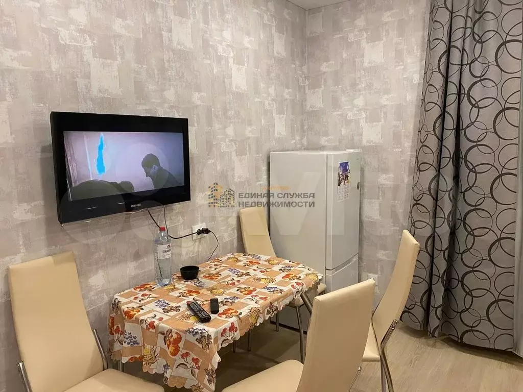 1-к. квартира, 30 м, 9/25 эт. - Фото 0