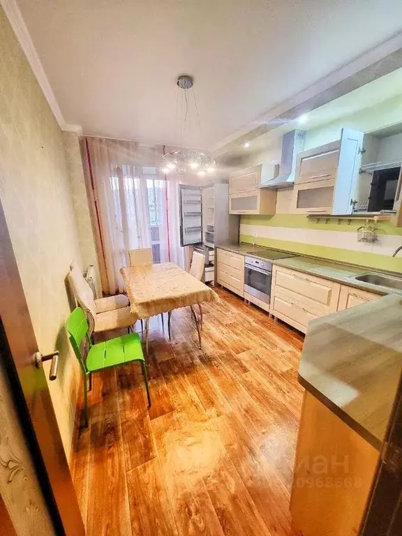 2-к кв. Омская область, Омск ул. Степанца, 3 (61.0 м) - Фото 1