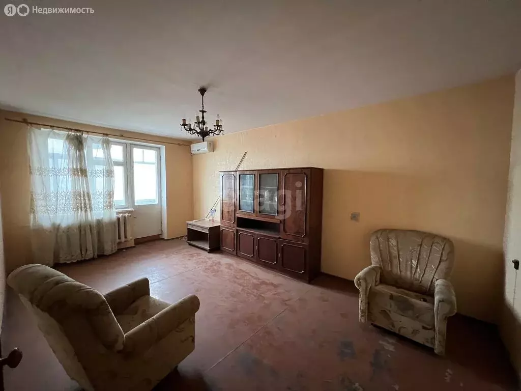 3-комнатная квартира: Севастополь, улица Генерала Хрюкина, 4 (70.4 м) - Фото 1