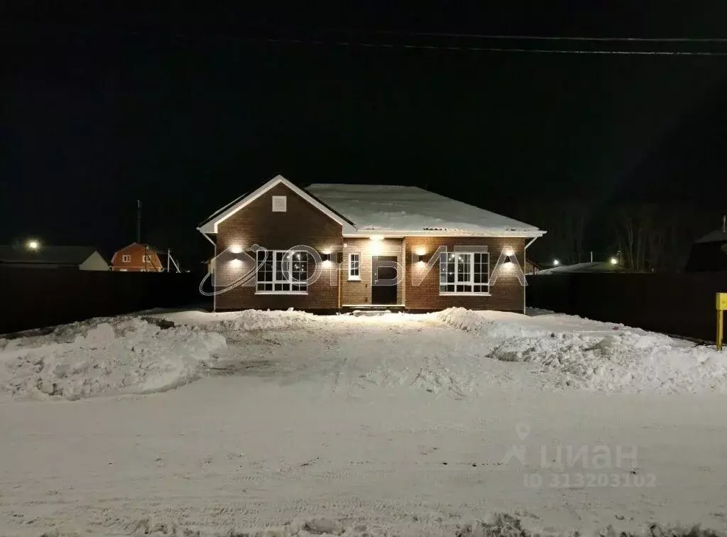 Дом в Тюменская область, Тюменский район, д. Якуши ул. Бабич, 8 (115 ... - Фото 1