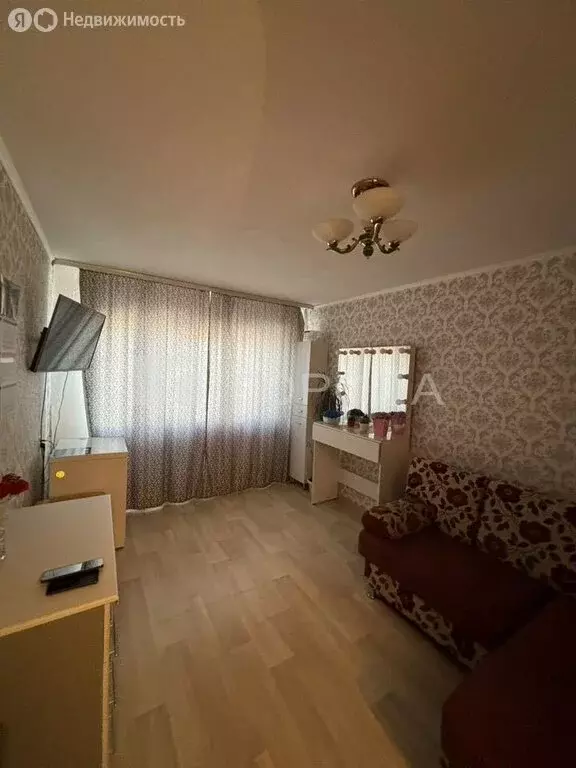 3-комнатная квартира: Барнаул, Взлётная улица, 32 (62.3 м) - Фото 0