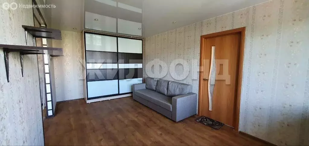 2-комнатная квартира: Новосибирск, улица Петухова, 84 (46.2 м) - Фото 1