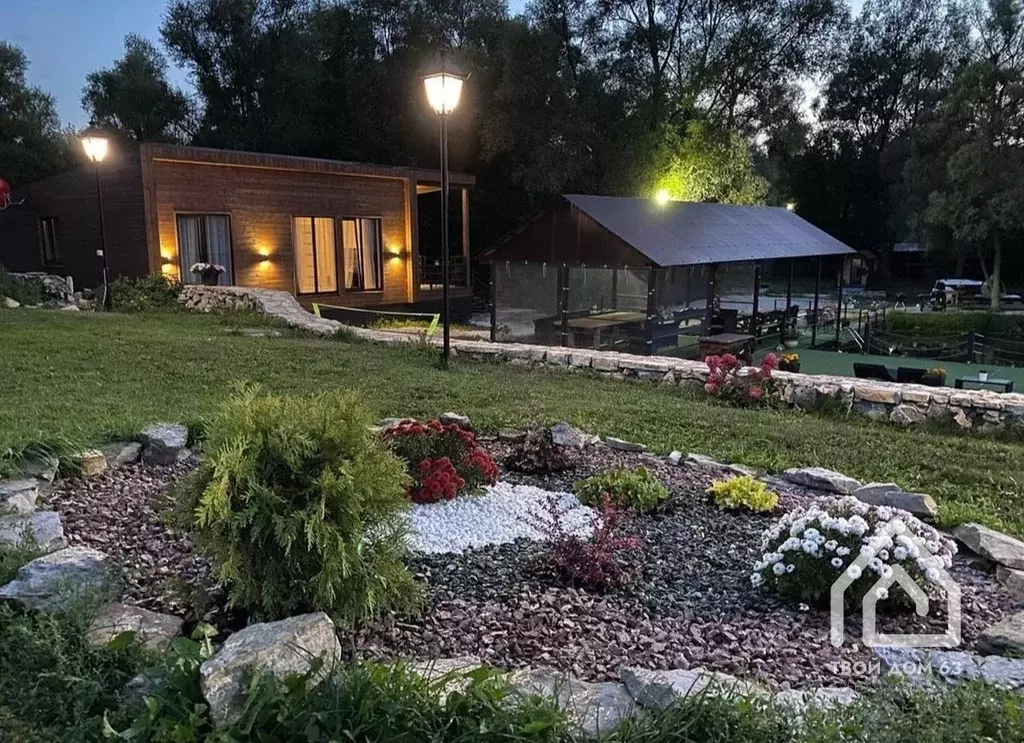 Дом в Самарская область, Красноярский район, с. Старая Бинарадка ... - Фото 1