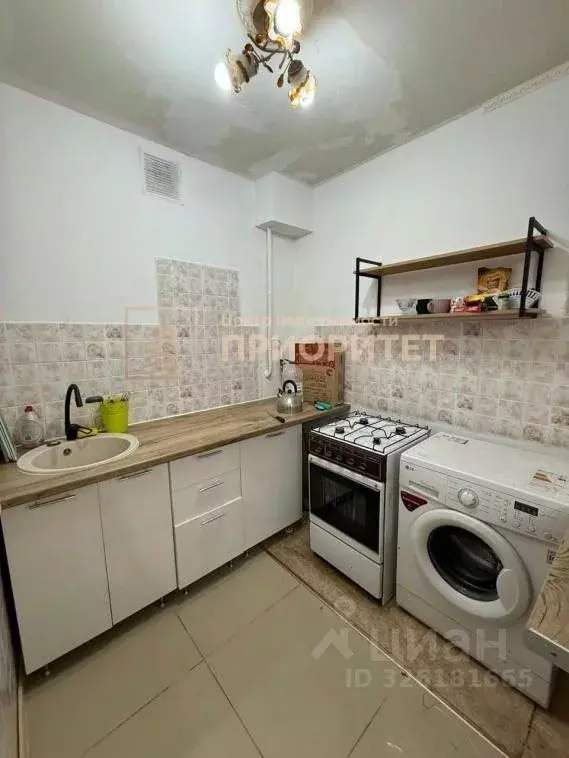 2-к кв. Саха (Якутия), Якутск Мерзлотная ул., 28 (51.7 м) - Фото 2