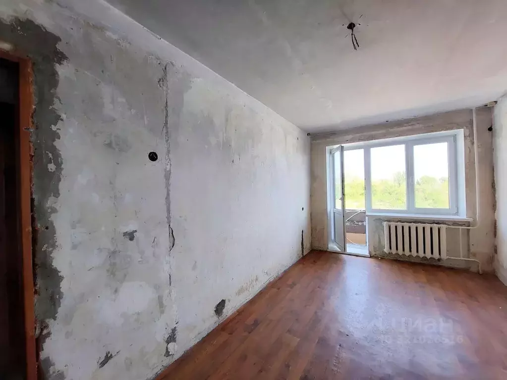 1-к кв. Саратовская область, Энгельс 1-й мкр, 3 (30.3 м) - Фото 1