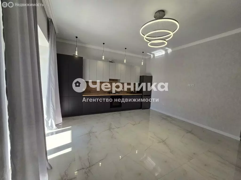 Дом в Ессентуки, Вечерняя улица (152 м) - Фото 1