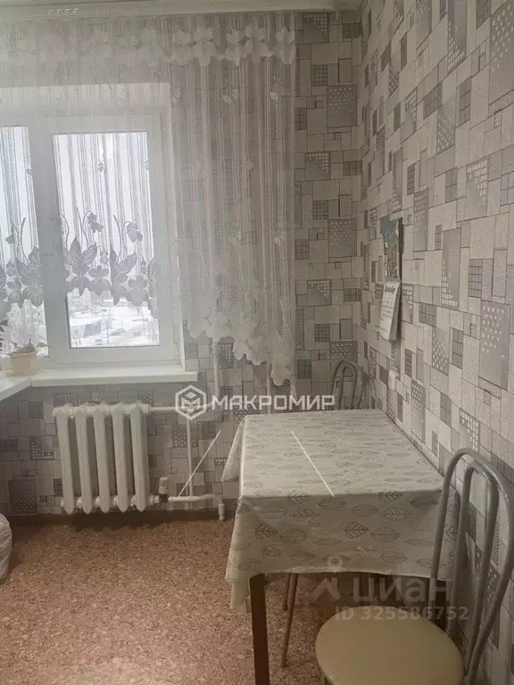 2-к кв. Брянская область, Брянск Почтовая ул., 146А (56.0 м) - Фото 1