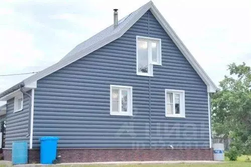 Дом в Новгородская область, Новгородский район, Савинское с/пос, д. ... - Фото 1