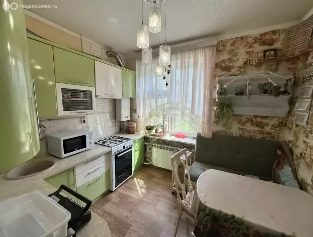 3-комнатная квартира: Воскресенск, микрорайон Центральный, улица ... - Фото 1