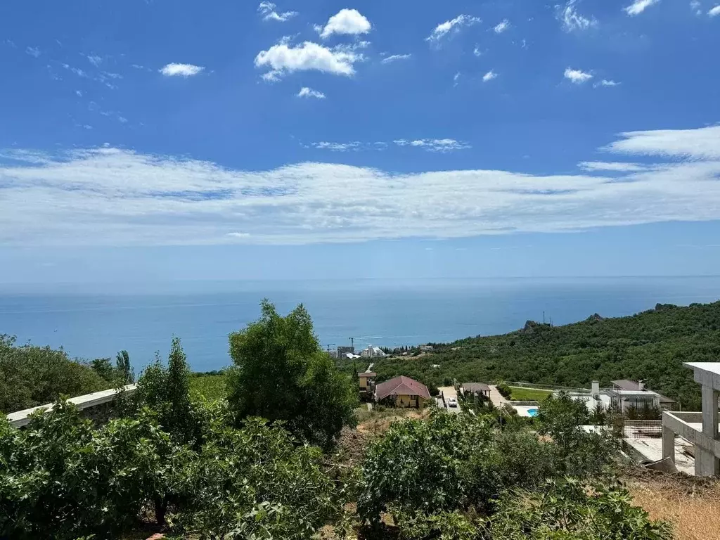 Дом в Крым, Алушта муниципальный округ, с. Малый Маяк  (227 м) - Фото 1