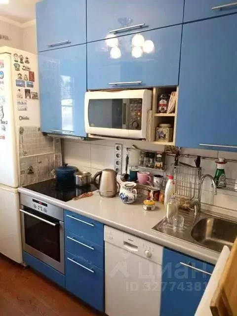 3-к кв. Самарская область, Тольятти просп. Степана Разина, 27 (64.1 м) - Фото 1