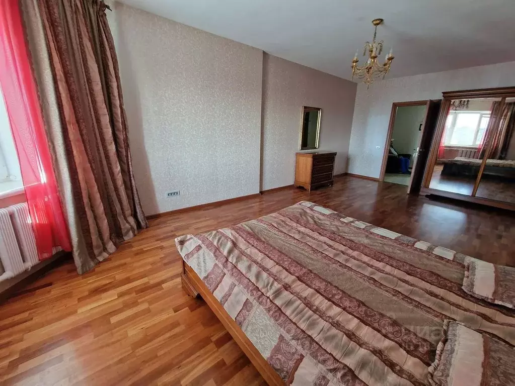 3-к кв. Волгоградская область, Волгоград Невская ул., 4А (102.0 м) - Фото 1