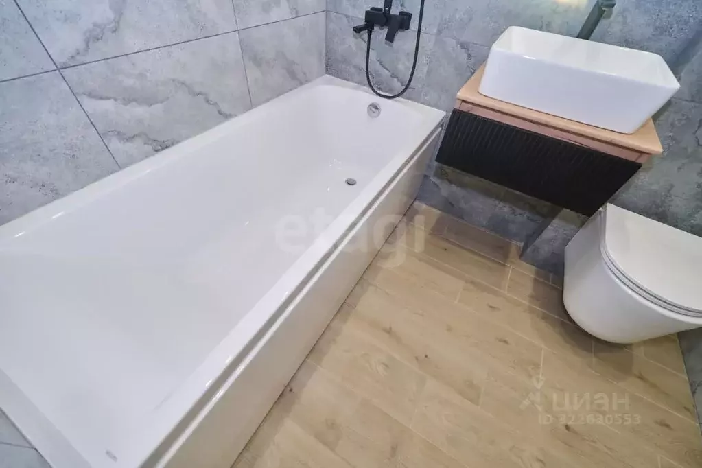 2-к кв. Кемеровская область, Кемерово Октябрьский просп., 30Б (40.7 м) - Фото 1