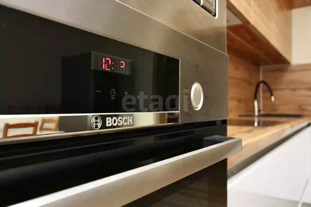 3-к кв. Тюменская область, Тюмень Харьковская ул., 64 (129.5 м) - Фото 1