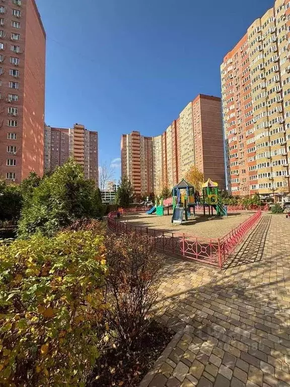 2-к кв. Краснодарский край, Краснодар ул. Им. Героя Сарабеева В.И., ... - Фото 2