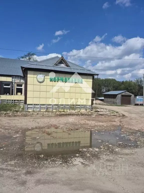 Торговая площадь в Вологодская область, Сокол ул. Калинина, 28 (301 м) - Фото 1