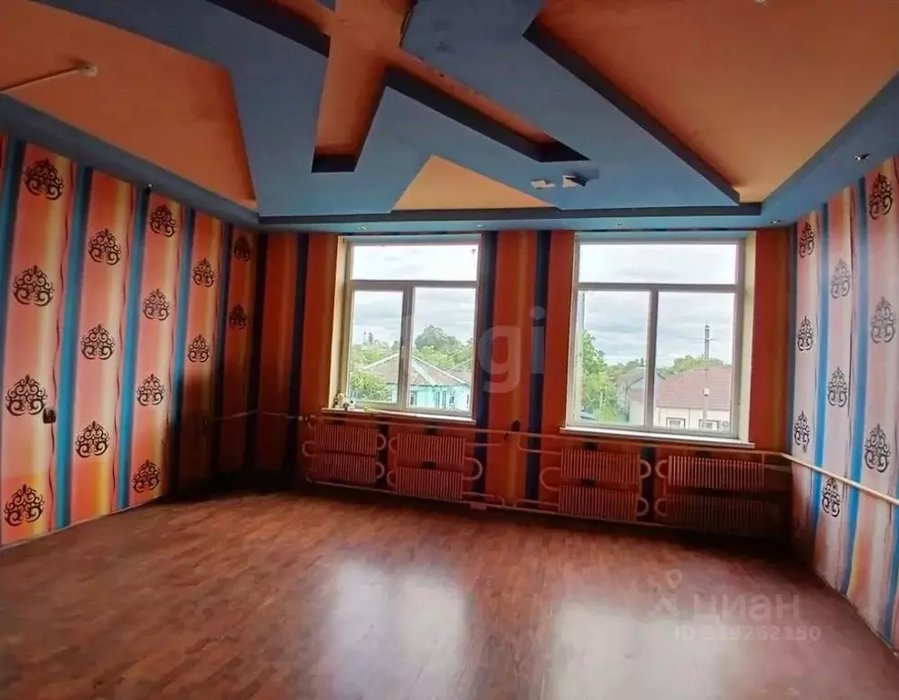 Дом в Белгородская область, Валуйки Вокзальная ул., 38 (137 м) - Фото 1