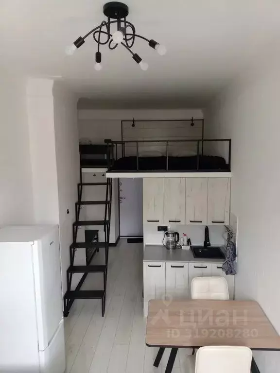 Студия Санкт-Петербург Каменноостровский просп., 44В (16.0 м) - Фото 0