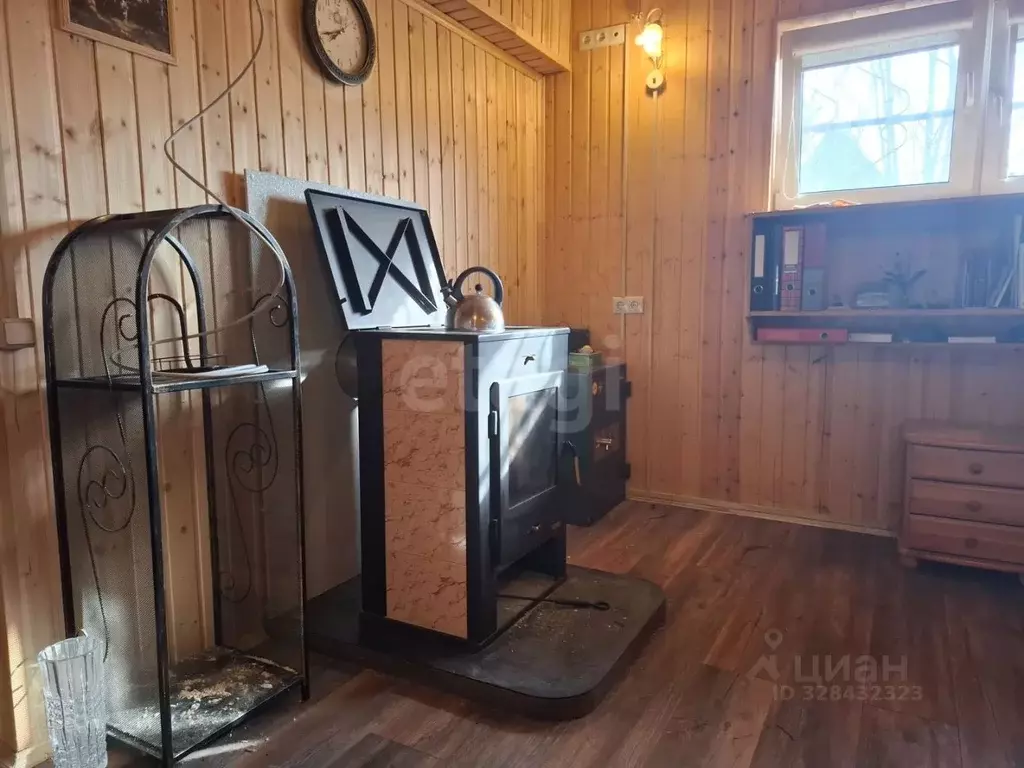 Дом в Ленинградская область, Киришский район, Кусинское с/пос, ... - Фото 1