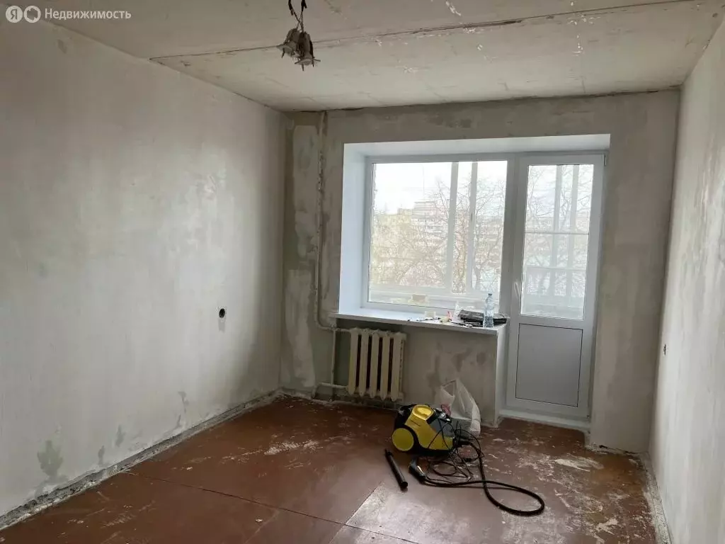 3-комнатная квартира: Владимир, улица Сакко и Ванцетти, 39 (52 м) - Фото 1
