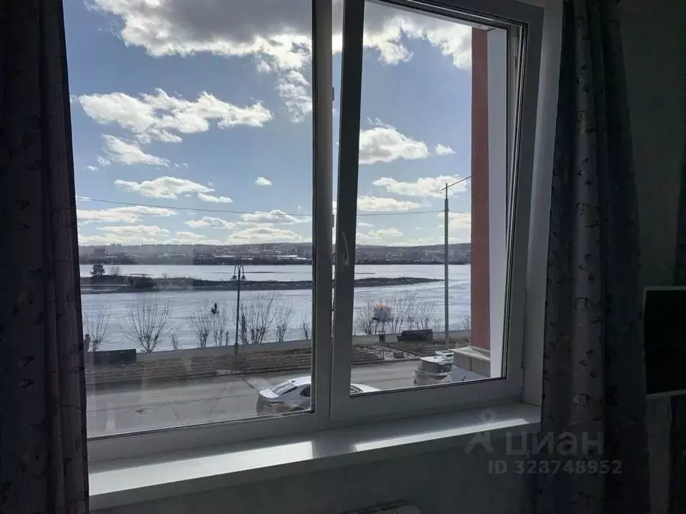 2-к кв. Иркутская область, Иркутск наб. Верхняя, 145/3 (56.1 м) - Фото 1