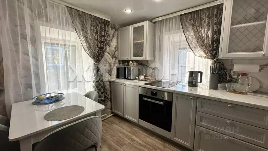 Дом в Новосибирская область, Коченевский район, Чик рп ул. ... - Фото 1