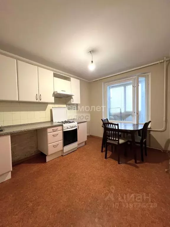 3-к кв. Москва ул. Бутлерова, 38К3 (64.7 м) - Фото 0