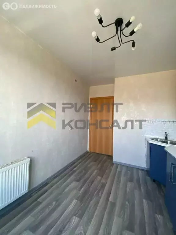 1-комнатная квартира: Омск, Верхнеднепровская улица, 275к4 (33 м) - Фото 1