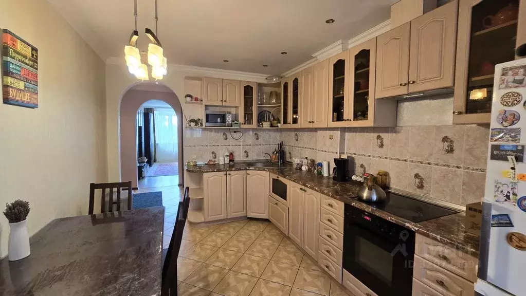 3-к кв. Омская область, Омск Барнаульская ул., 97к1 (74.1 м) - Фото 2