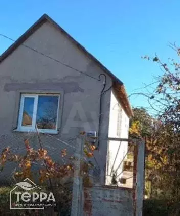 Дом в Крым, Сакский район, с. Суворовское ул. Суворовская, 1А (30 м) - Фото 1