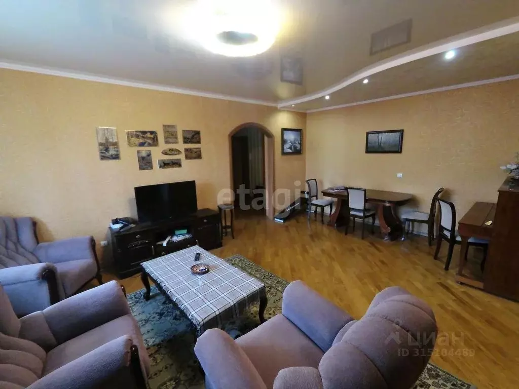 3-к кв. Коми, Сыктывкар Коммунистическая ул., 21/1 (82.0 м) - Фото 1